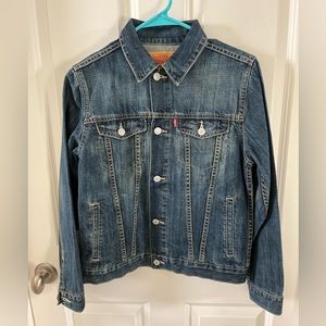 Boy Levi’s jean jacket